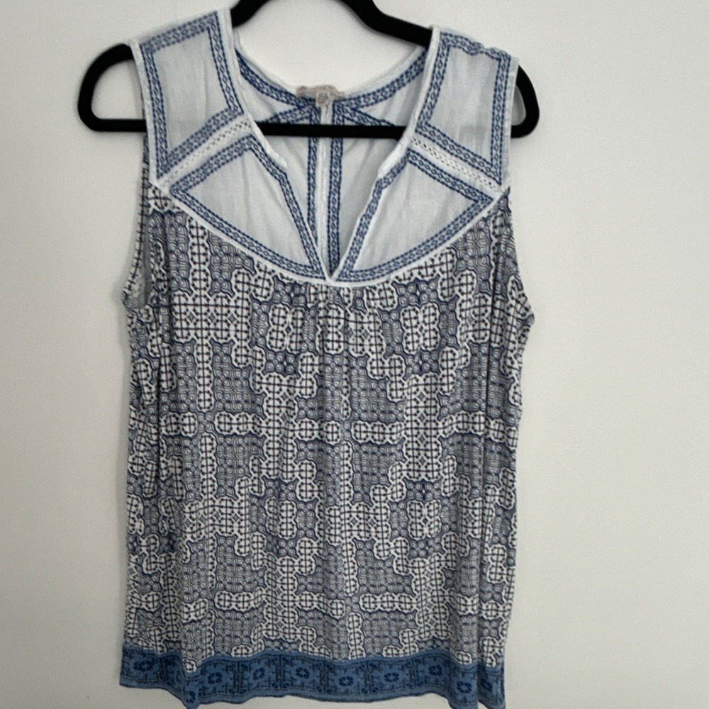 Eliane Rose Embroidered Geometric Sleeveless Tunic Blouse Blue White V-Neck 1X